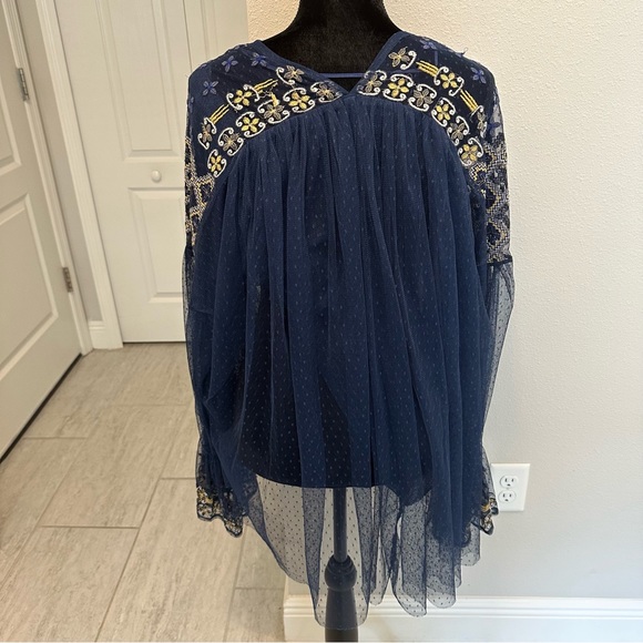 FREE PEOPLE SHEER TOP 🩵✨ - Picture 6 of 9